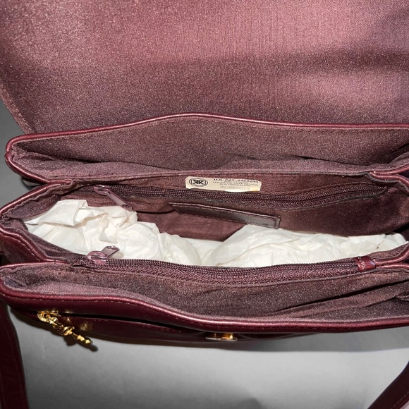 Vintage Etienne Aigner Burgundy Leather Shoulder Bag - Picture 12 of 16